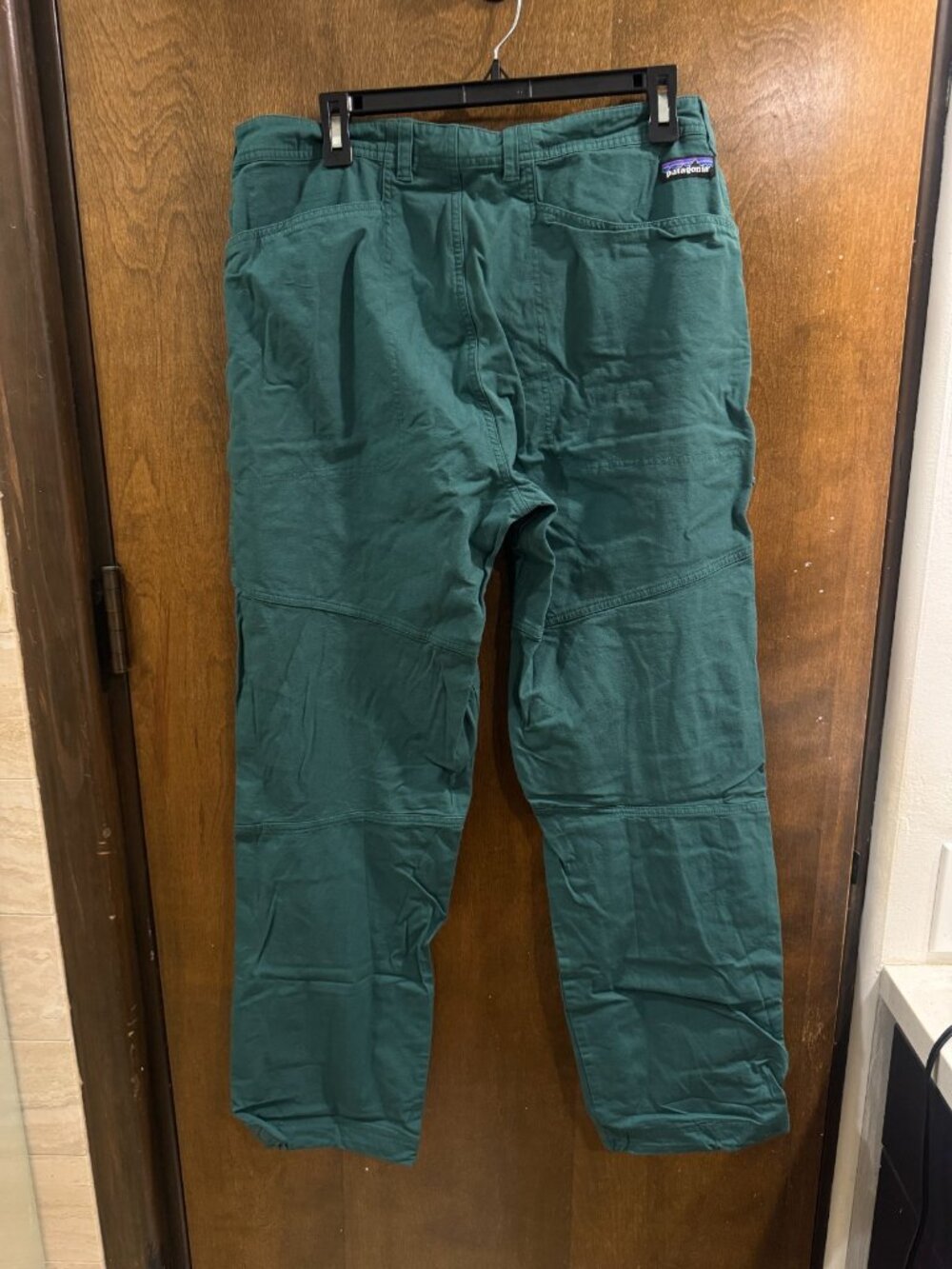 Patagonia Venga Rock Pants Mens 36 Conifer Green Climbing Hiking Outdoor - Picture 3 of 5